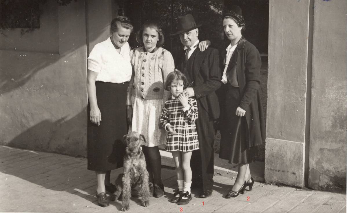 G. Noceti con la moglie Colleville Mathilde e la figlia Romana Noceti 