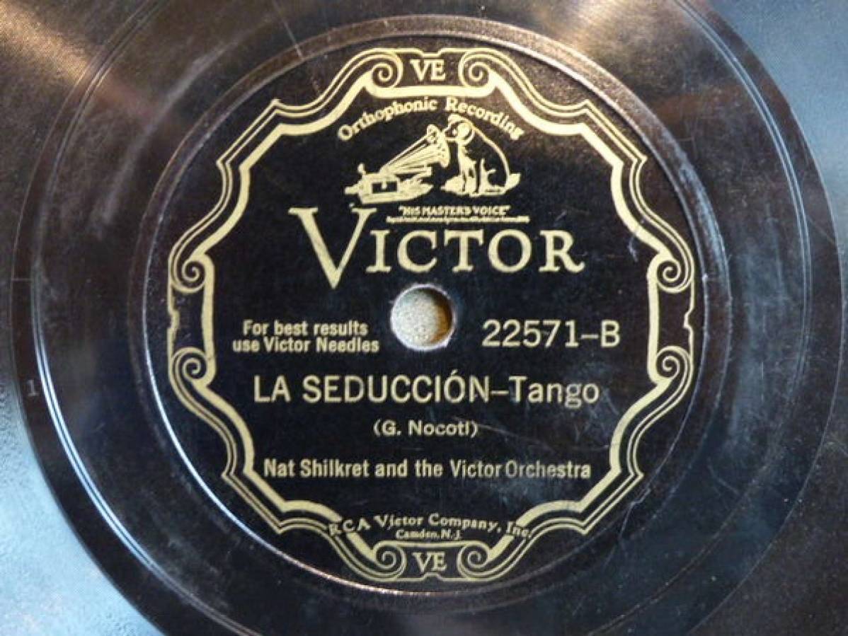 La Seduccion - Tango orchestra Nat Shilkret - G. b. Noceti
